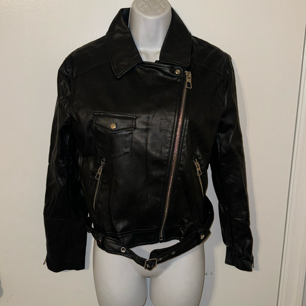 Devided by H&M BRAND NEW Faux leather motorcycle jacket